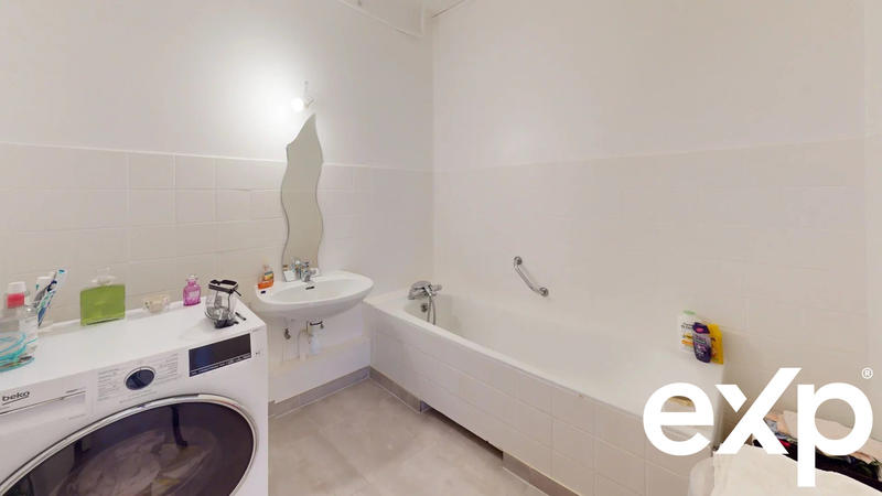 Appartement - 65 m² - 2 pièces