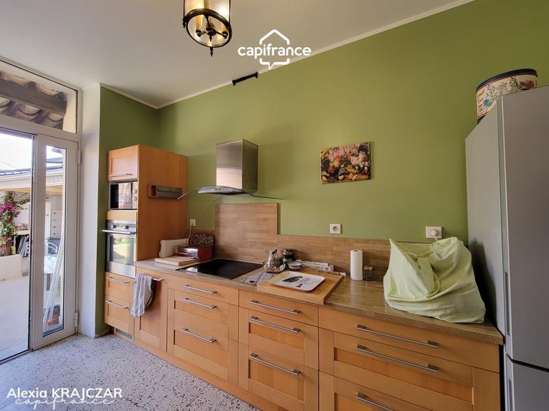 Maison traditionnelle - 139 m² - 4 pièces