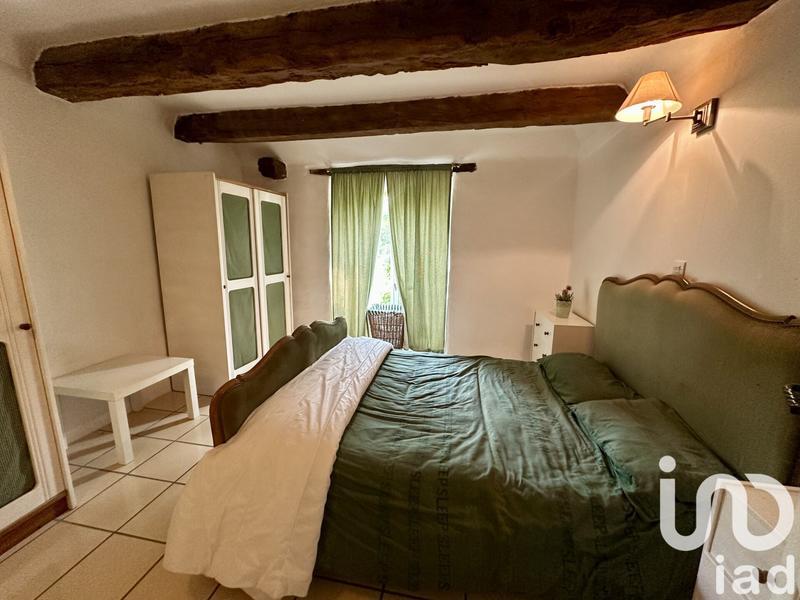 Maison - 218 m² - 11 pièces