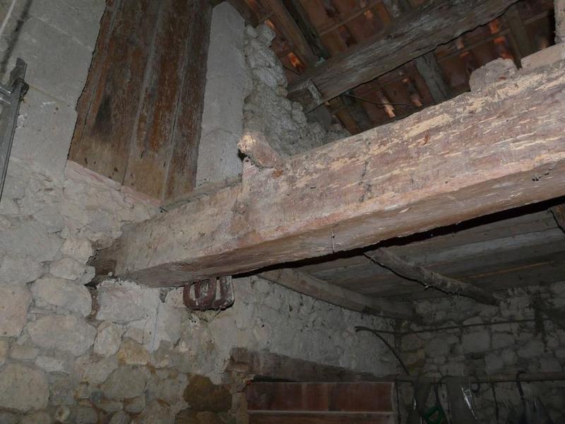 Maison en pierre - 90 m² - 4 pièces