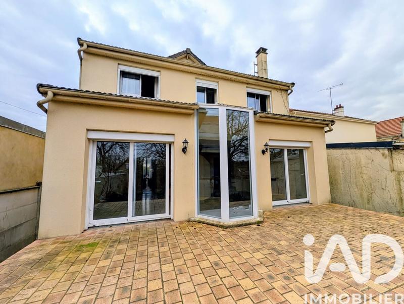 Maison - 123 m² - 7 pièces