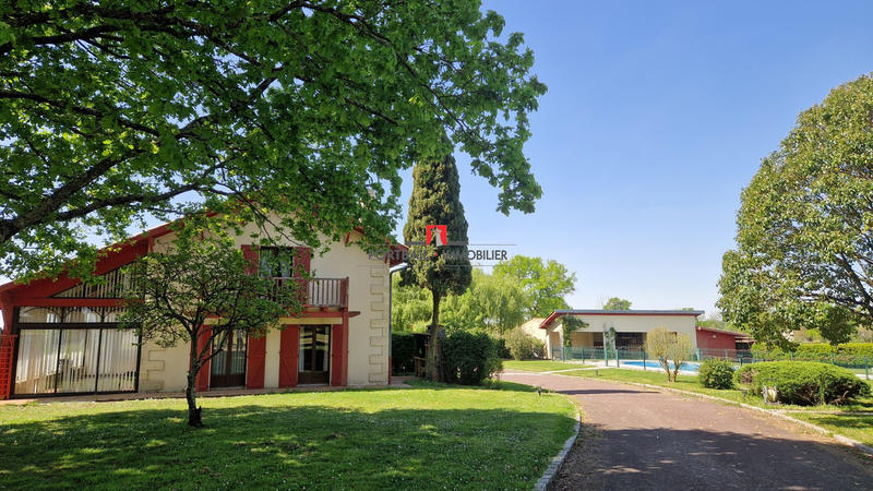 Maison - 178 m² - 5 pièces