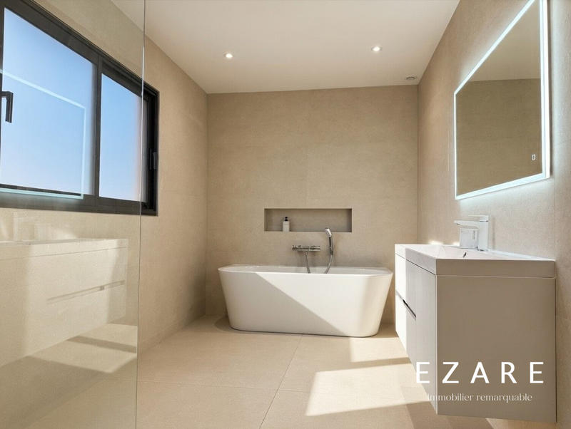 Maison - 136 m² - 6 pièces