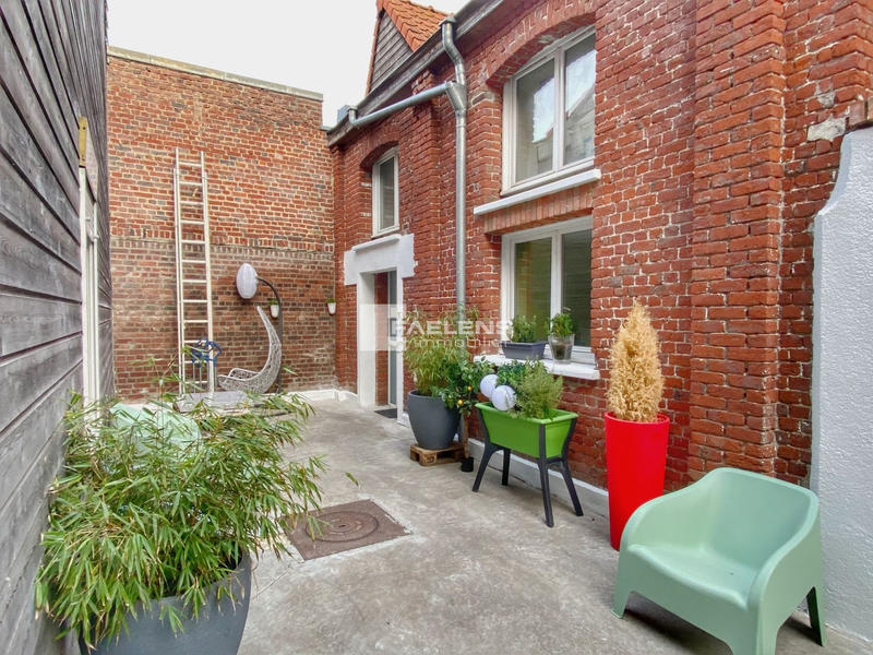 Maison - 200 m² - 4 pièces