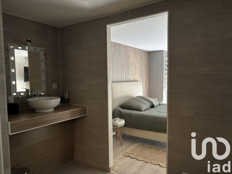 Maison - 200 m² - 7 pièces