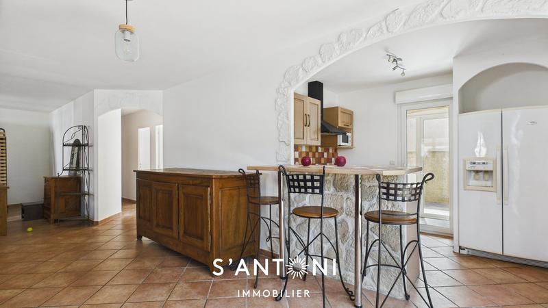 Maison - 125 m² - 4 pièces