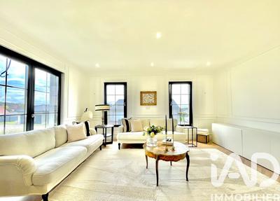 Maison - 145 m² - 6 pièces