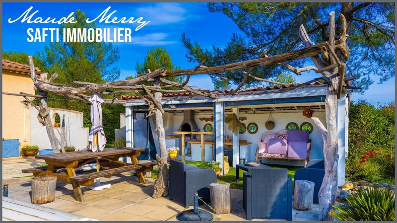 Villa - 210 m² - 7 pièces