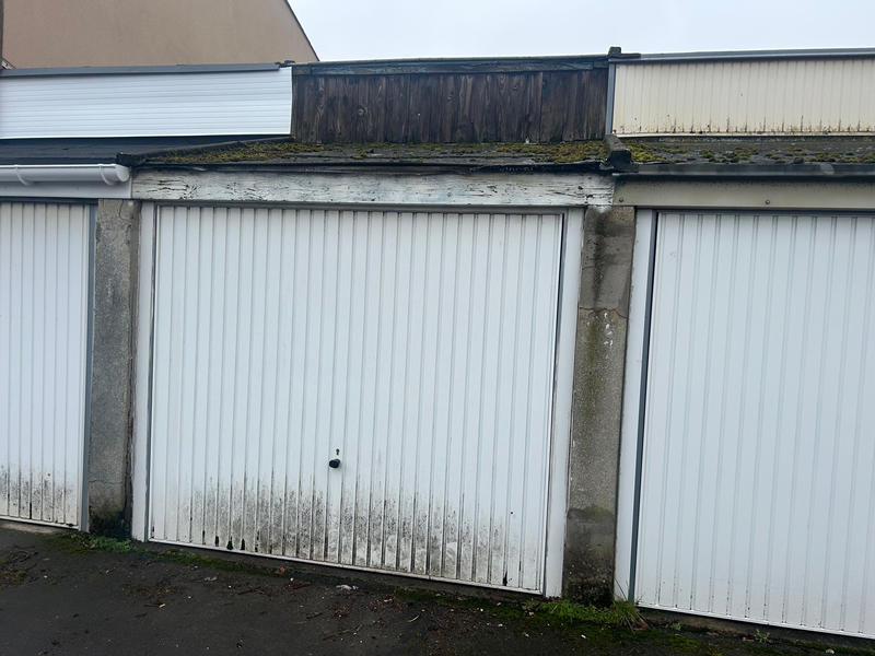 Parking / Garage - 15 m²