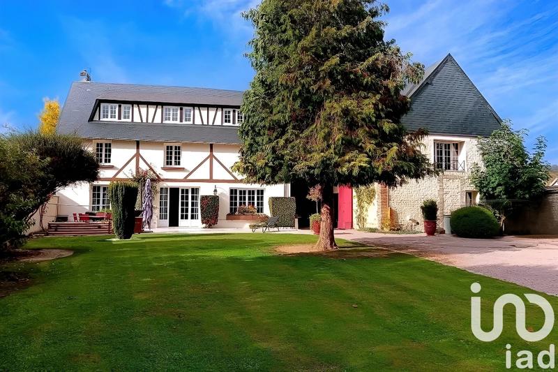 Maison - 400 m² - 10 pièces