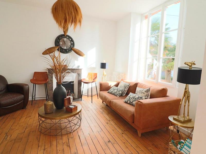 Maison de maîtres - 198 m² - 6 pièces