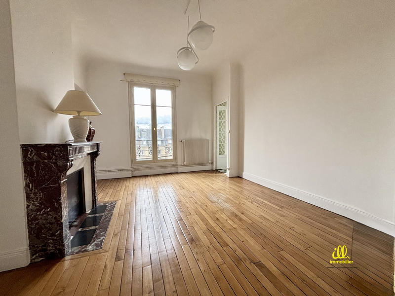 Appartement - 138 m² - 6 pièces