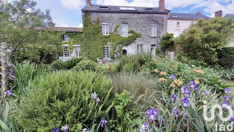 Maison de ville - 206 m² - 8 pièces