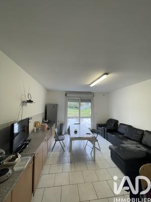 Maison - 341 m² - 3 pièces