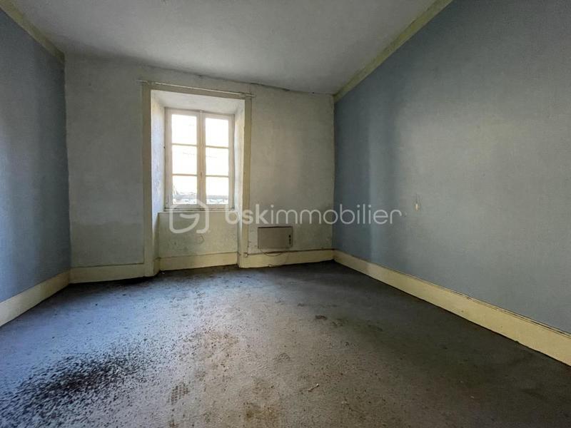 Maison ancienne - 270 m² - 12 pièces