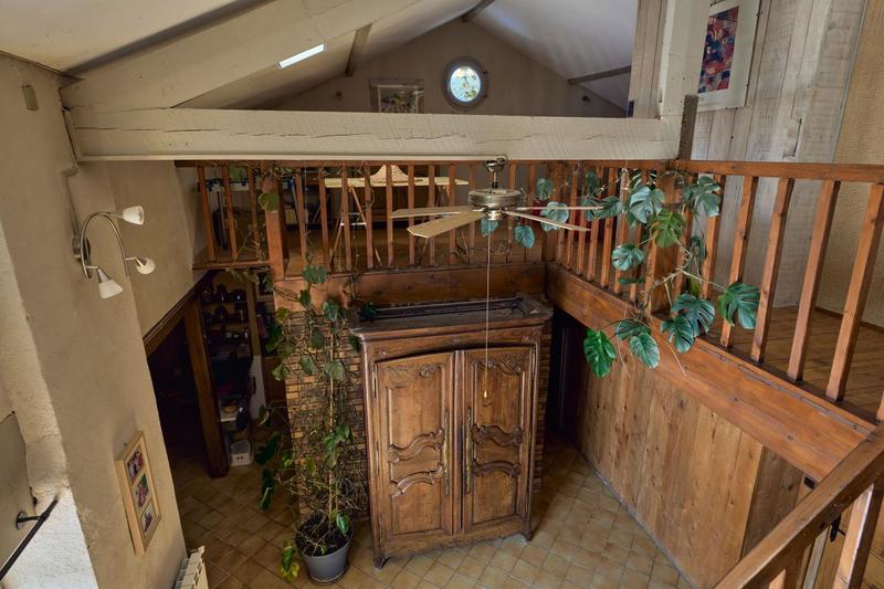 Maison - 380 m² - 10 pièces