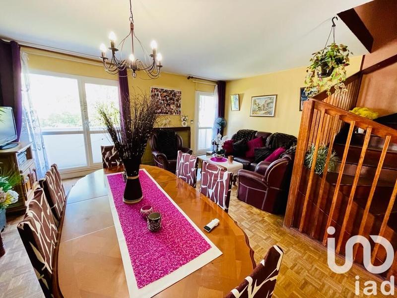 Maison - 89 m² - 5 pièces