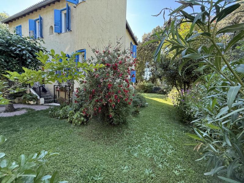 Château - 127 m² - 8 pièces