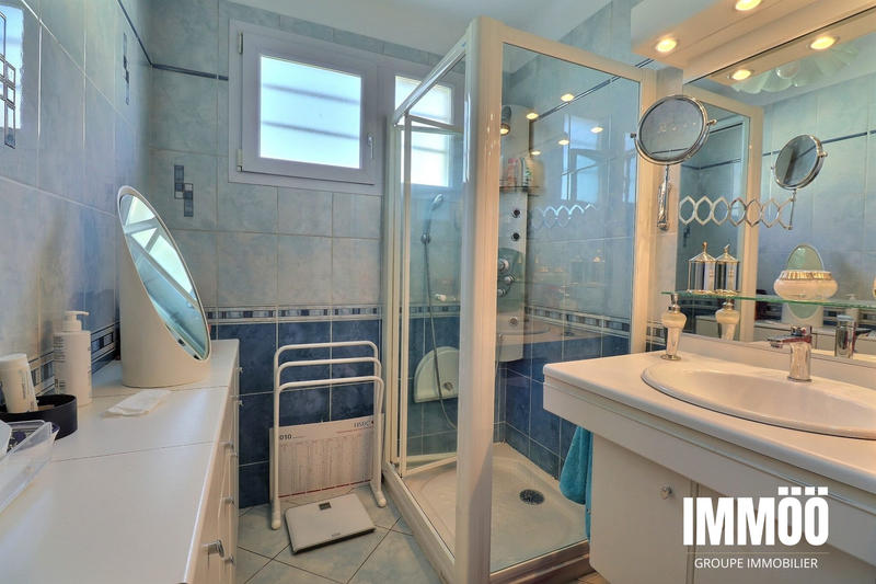 Maison - 105 m² - 4 pièces