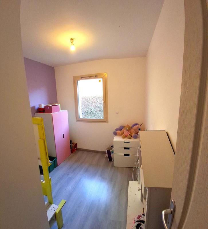 Maison - 93 m² - 4 pièces