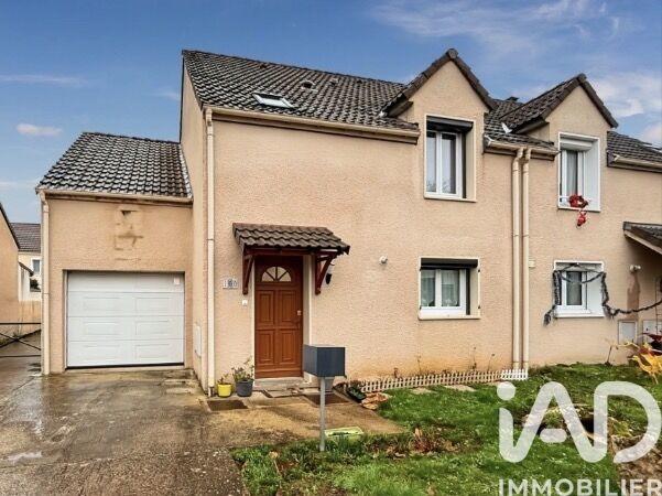 Maison - 88 m² - 5 pièces