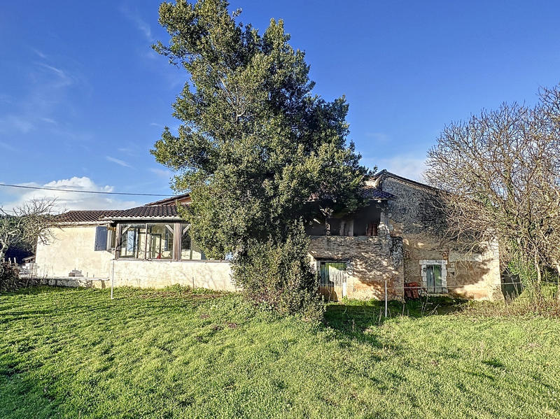 Maison - 140 m² - 4 pièces