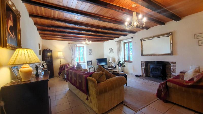 Corps de ferme - 184 m² - 6 pièces