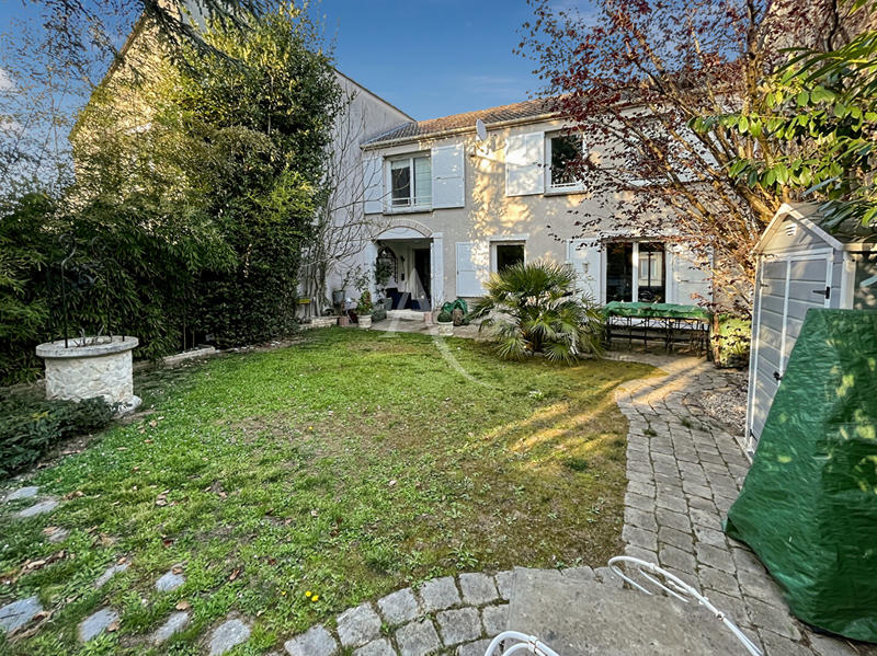 Maison - 130 m² - 6 pièces