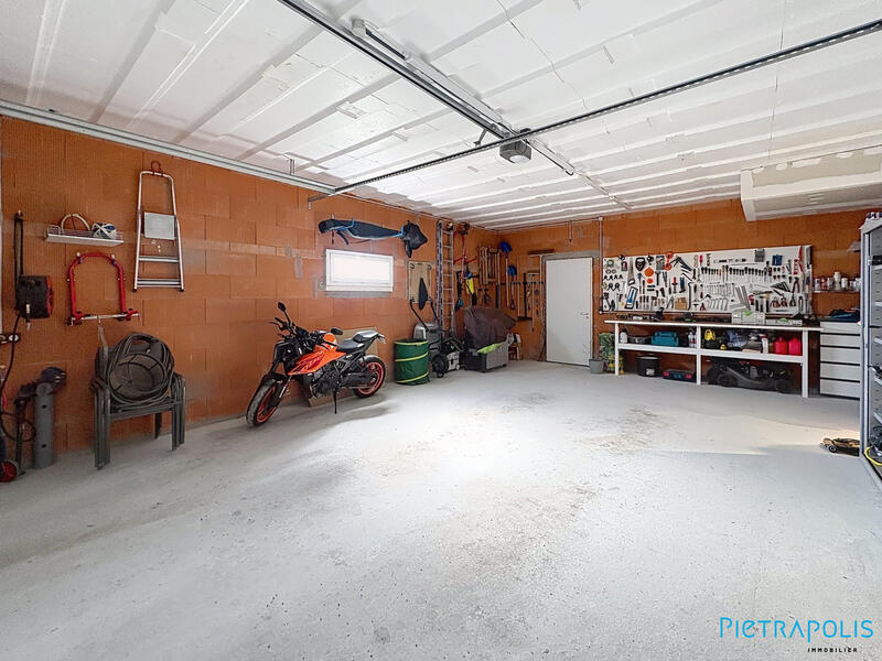 Villa - 137 m² - 5 pièces