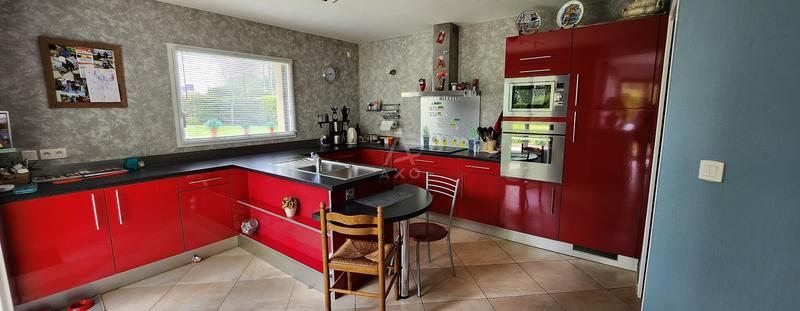 Maison - 165 m² - 4 pièces