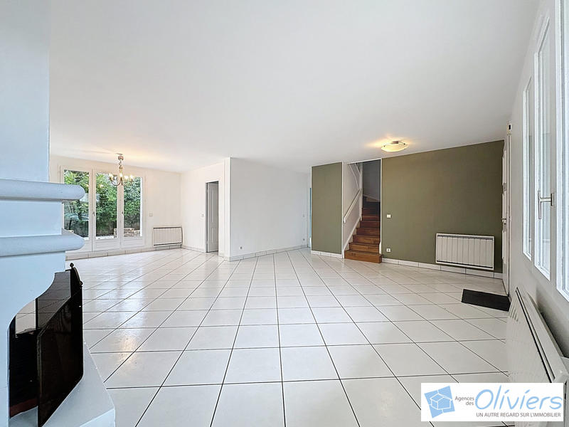 Maison - 159 m² - 7 pièces