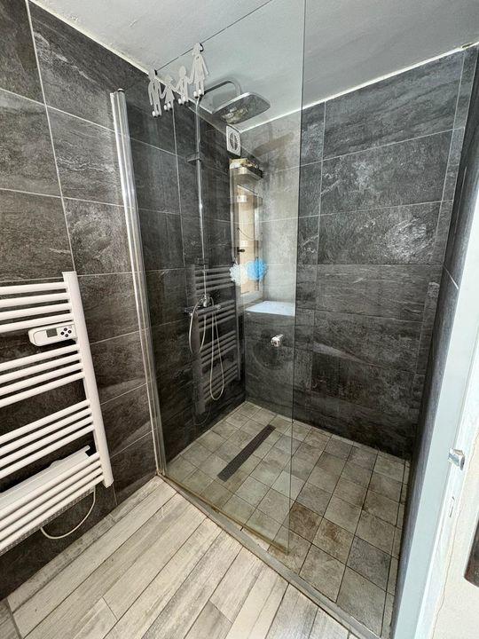 Maison d'architecte - 235 m² - 7 pièces