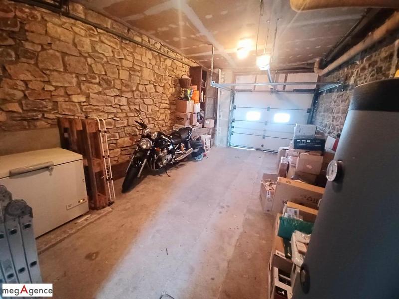 Maison - 205 m² - 7 pièces