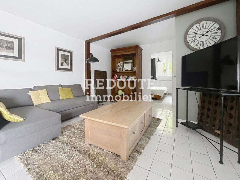 Maison - 220 m² - 6 pièces