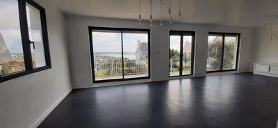 Maison - 112 m² - 4 pièces