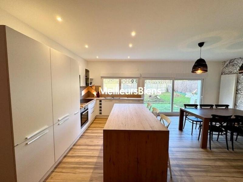 Immeuble - 244 m² - 10 pièces