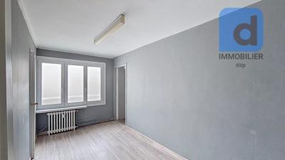 Bureau - 121 m² - 6 pièces