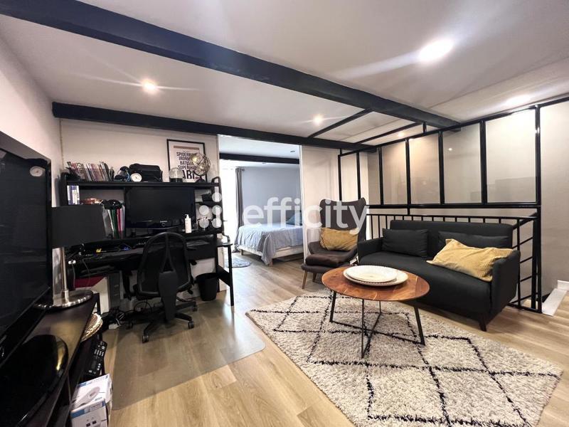 Maison - 186 m² - 7 pièces