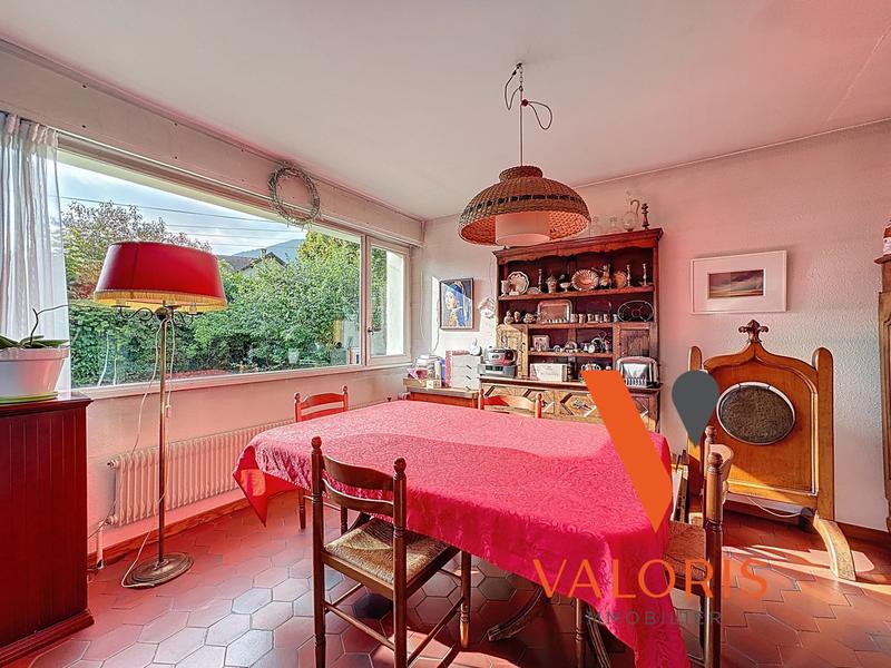Maison - 197 m² - 9 pièces