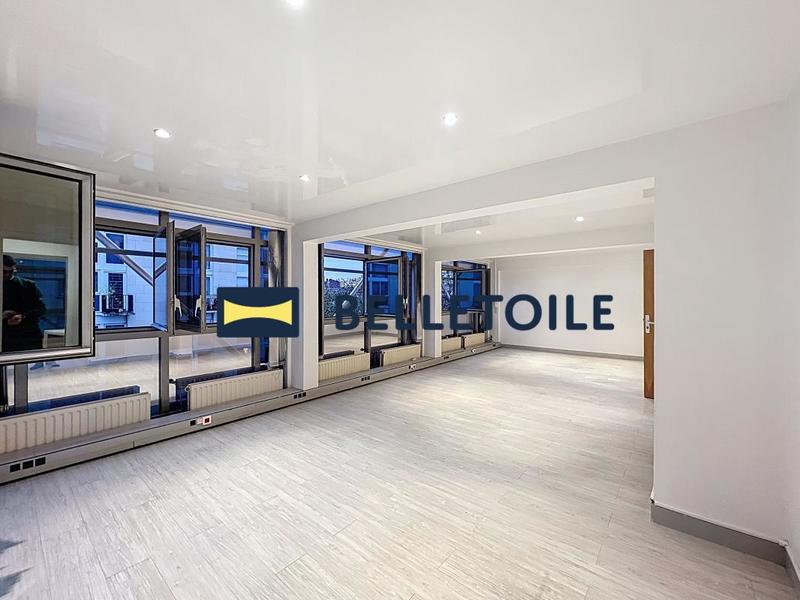 Bureau - 380 m²