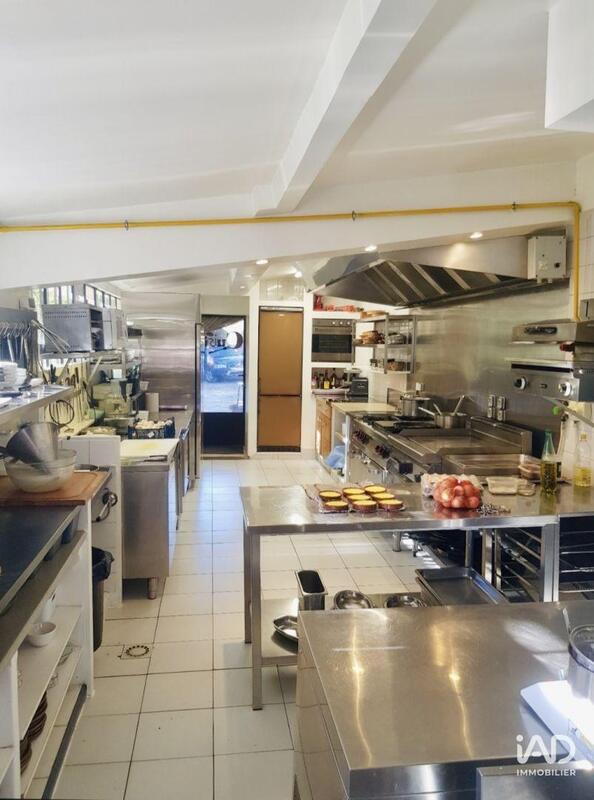 Local commercial - 223 m²