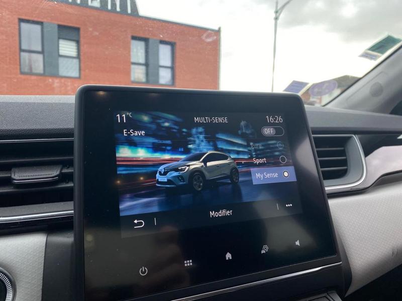 Renault Captur Intens E-Tech Plug In 160 Carplay/Camera 360/Console Flotante/Radars 360