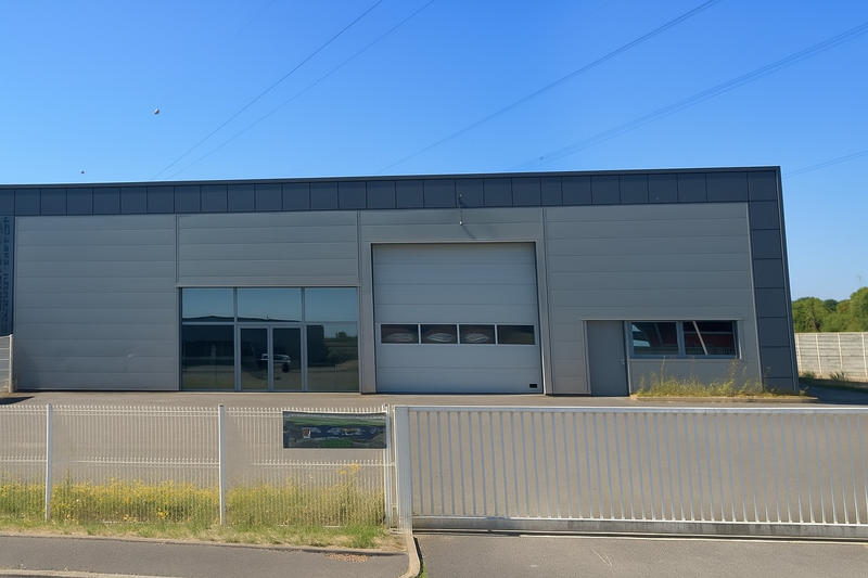 Local commercial - 665 m²