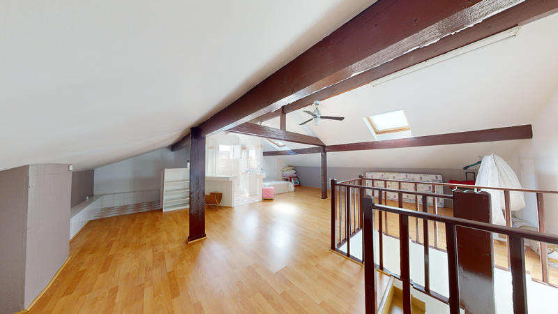 Maison - 190 m² - 6 pièces