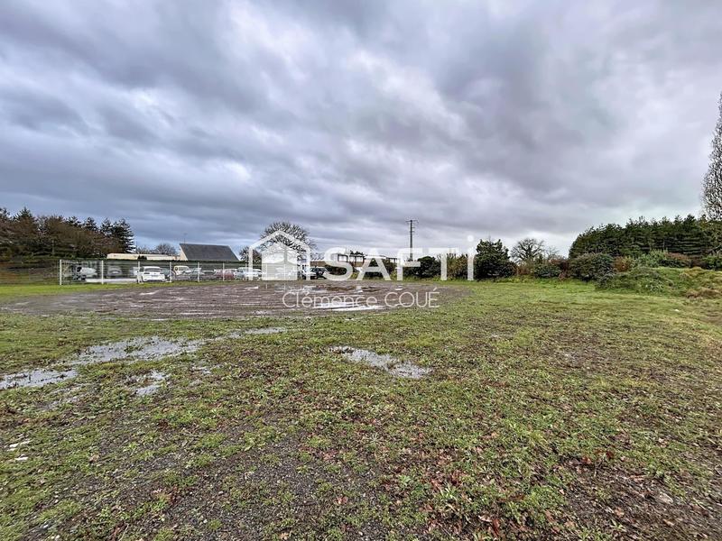 Terrain industriel - 1 542 m²