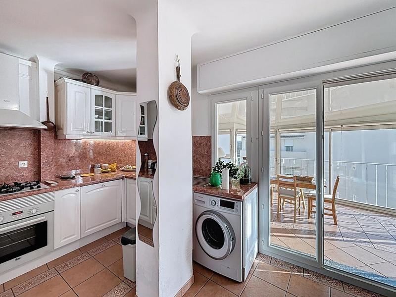 Appartement - 100 m² - 3 pièces