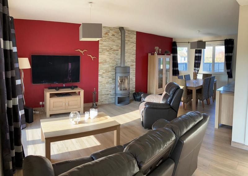 Maison - 170 m² - 9 pièces