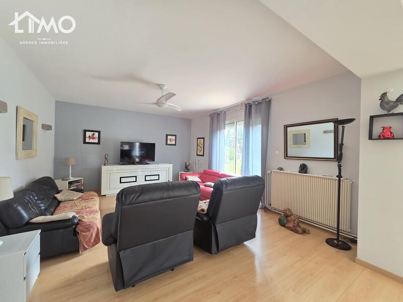 Maison en pierre - 196 m² - 7 pièces