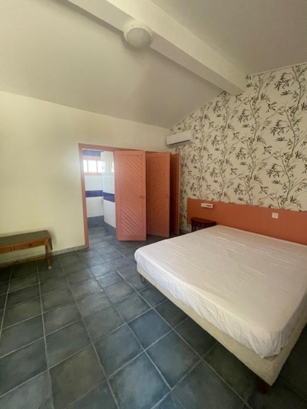 Immeuble - 900 m² - 30 pièces