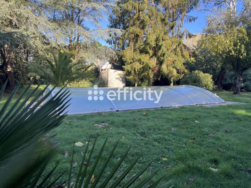 Villa - 230 m² - 7 pièces